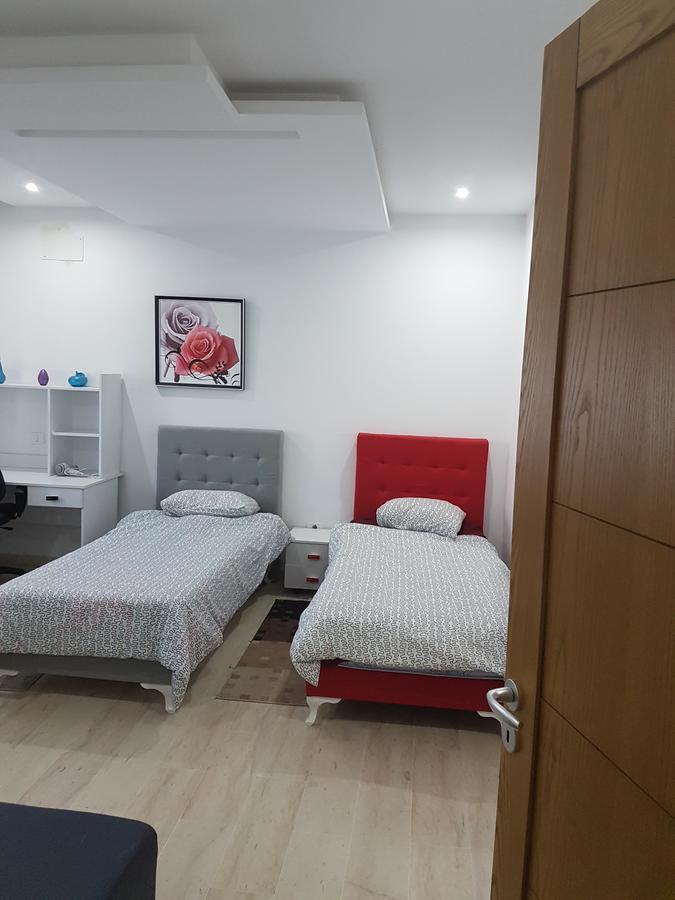 Ferienwohnung Ain Zaghouan Apart In Front Of Tunis Mall Lac 2 Exterior foto
